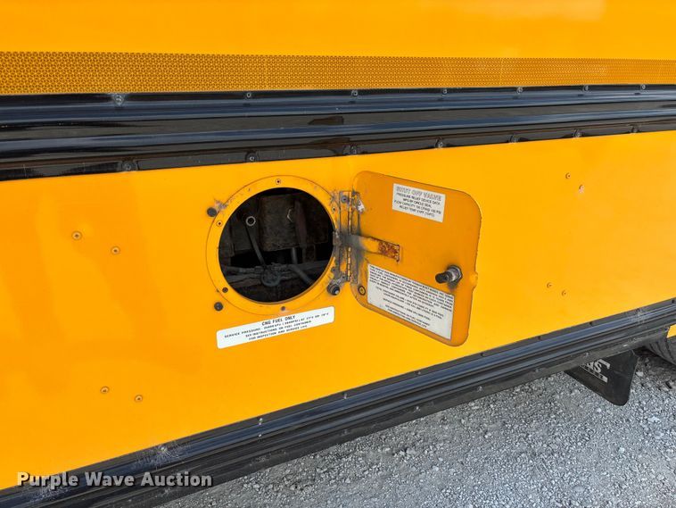 image for item FC1648 2014 Thomas Built HDX school bus