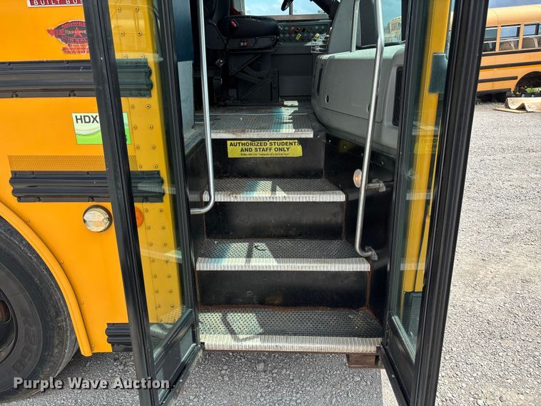 image for item FC1648 2014 Thomas Built HDX school bus