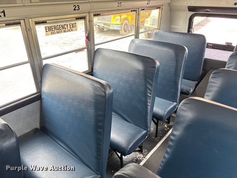 image for item FC1648 2014 Thomas Built HDX school bus
