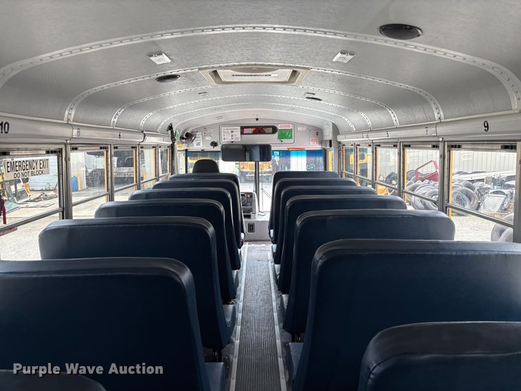 image for item FC1648 2014 Thomas Built HDX school bus