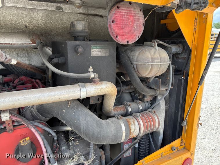 image for item FC1648 2014 Thomas Built HDX school bus