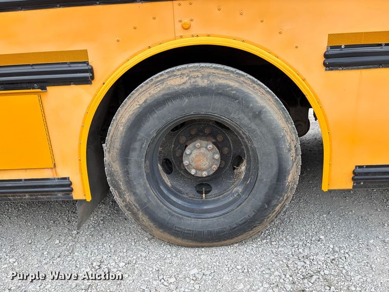 image for item FC1648 2014 Thomas Built HDX school bus