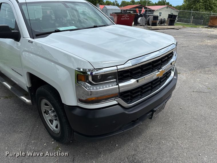 image for item FC1663 2018 Chevrolet Silverado 1500 Ext. Cab pickup truck