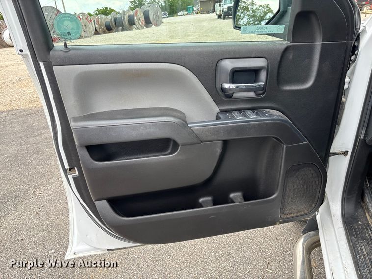 image for item FC1663 2018 Chevrolet Silverado 1500 Ext. Cab pickup truck