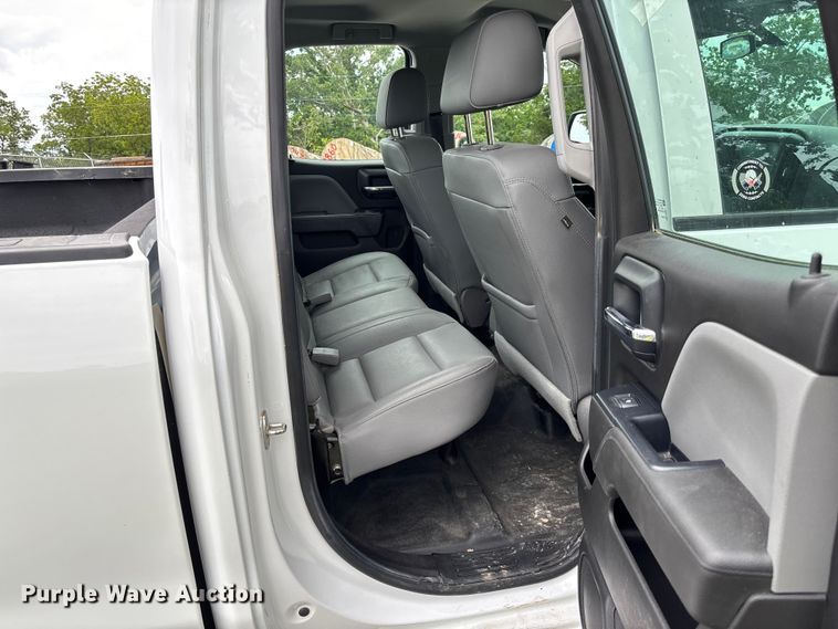image for item FC1663 2018 Chevrolet Silverado 1500 Ext. Cab pickup truck
