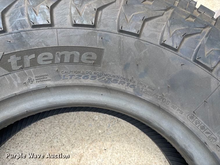 image for item FC1665 (4) Hankook DynaPro AT2 265/75R16 tires