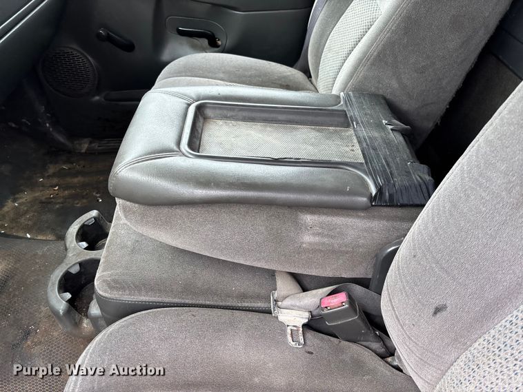 image for item FC1669 2007 Chevrolet Silverado 1500 pickup truck