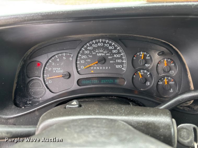 image for item FC1669 2007 Chevrolet Silverado 1500 pickup truck