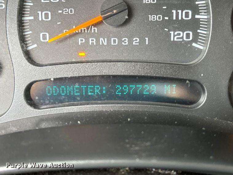image for item FC1669 2007 Chevrolet Silverado 1500 pickup truck