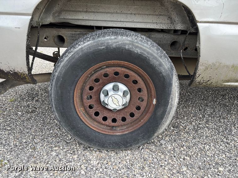 image for item FC1669 2007 Chevrolet Silverado 1500 pickup truck