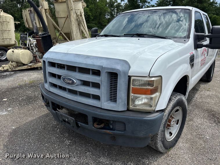 image for item FC1670 2008 Ford F250 Super Duty Crew Cab pickup truck