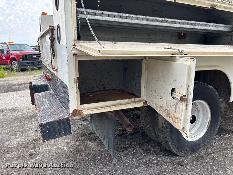 image for item FC1671 1988 Ford F450 Super Duty utility / service truck