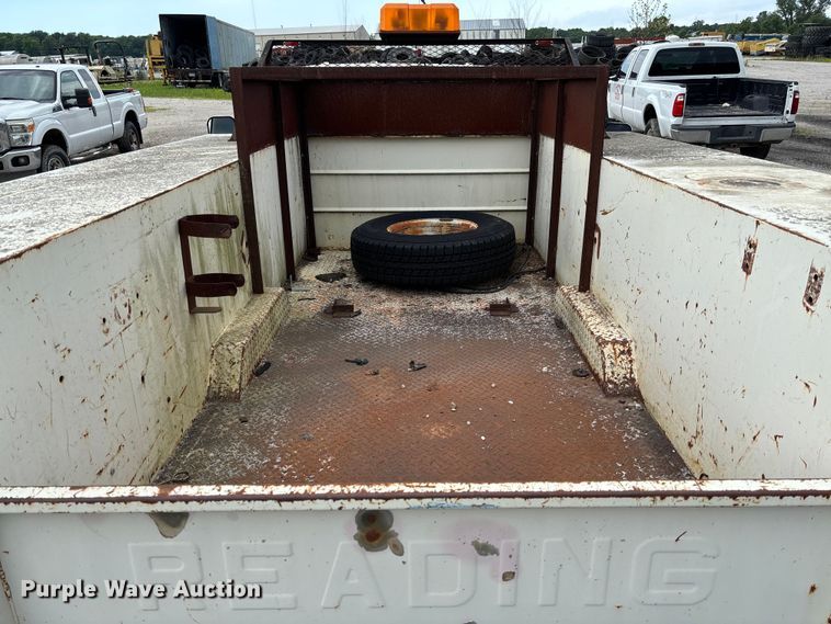 image for item FC1671 1988 Ford F450 Super Duty utility / service truck