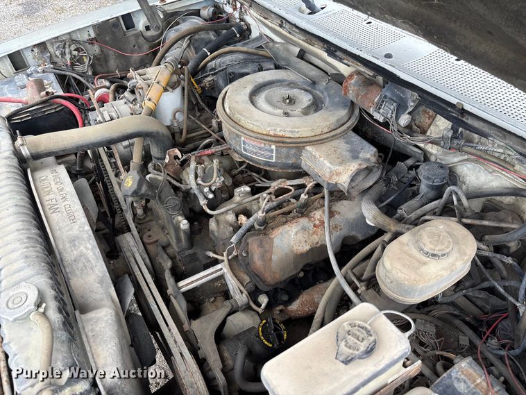 image for item FC1671 1988 Ford F450 Super Duty utility / service truck