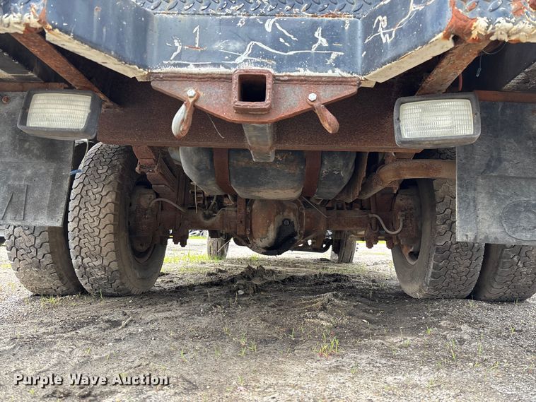 image for item FC1671 1988 Ford F450 Super Duty utility / service truck