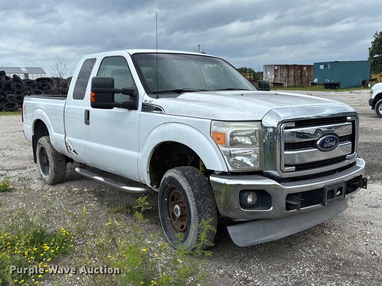 image for item FC1673 2013 Ford F250 Super Duty Ext. Cab pickup truck