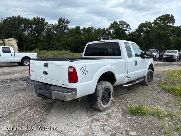 image for item FC1673 2013 Ford F250 Super Duty Ext. Cab pickup truck