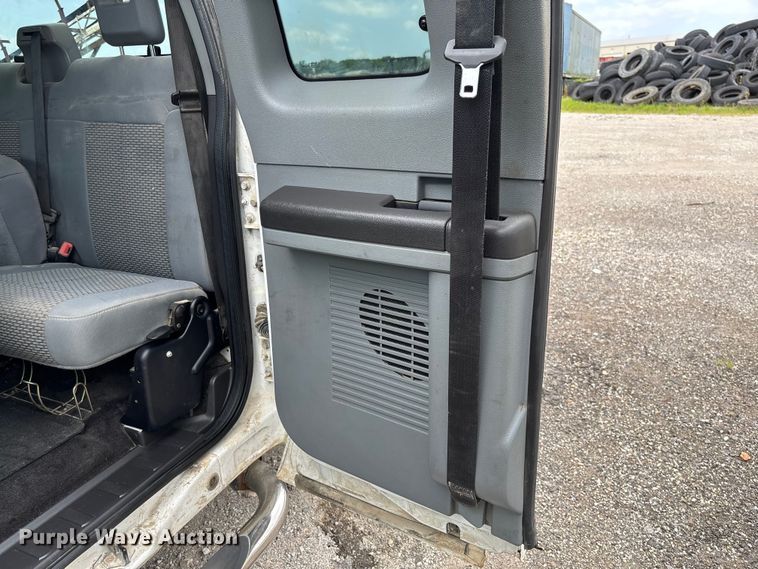 image for item FC1673 2013 Ford F250 Super Duty Ext. Cab pickup truck