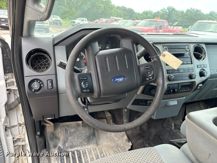 image for item FC1673 2013 Ford F250 Super Duty Ext. Cab pickup truck