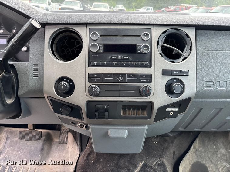 image for item FC1673 2013 Ford F250 Super Duty Ext. Cab pickup truck