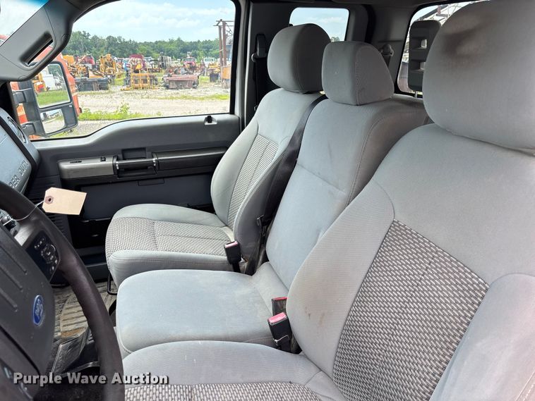 image for item FC1673 2013 Ford F250 Super Duty Ext. Cab pickup truck