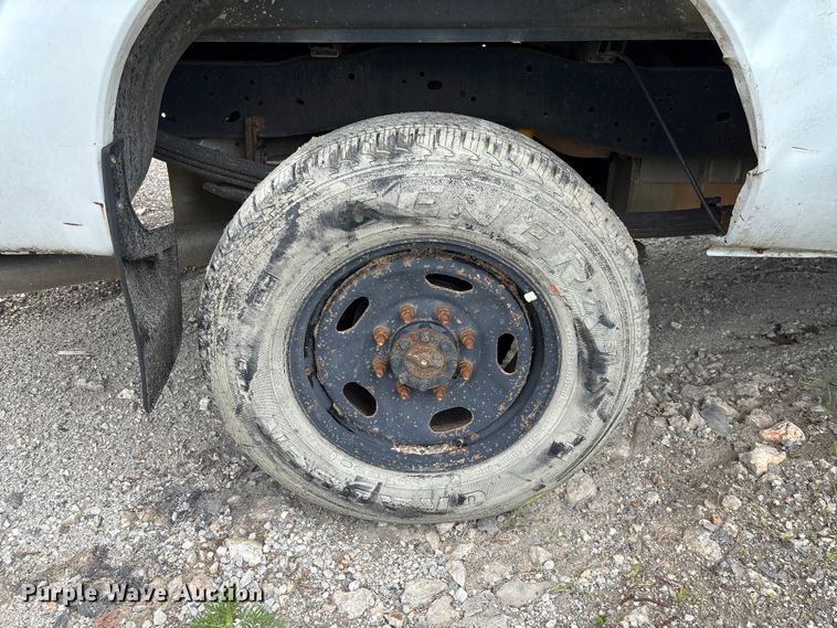 image for item FC1673 2013 Ford F250 Super Duty Ext. Cab pickup truck