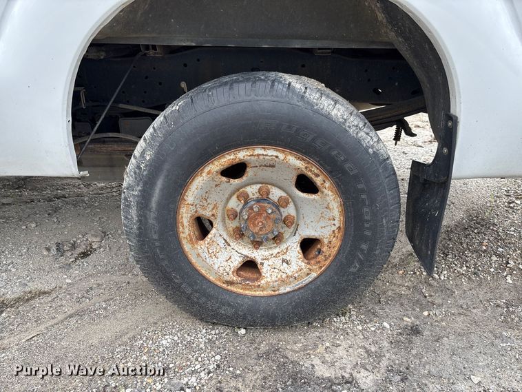 image for item FC1673 2013 Ford F250 Super Duty Ext. Cab pickup truck