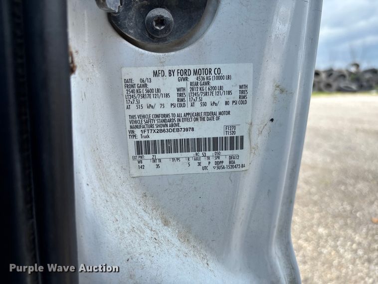 image for item FC1673 2013 Ford F250 Super Duty Ext. Cab pickup truck