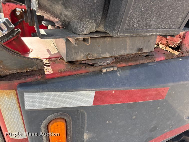 image for item FC2406 2005 Moffett M55 forklift