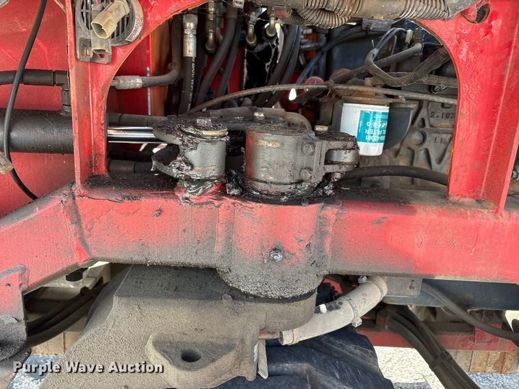 image for item FC2406 2005 Moffett M55 forklift
