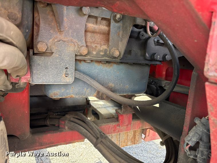 image for item FC2406 2005 Moffett M55 forklift