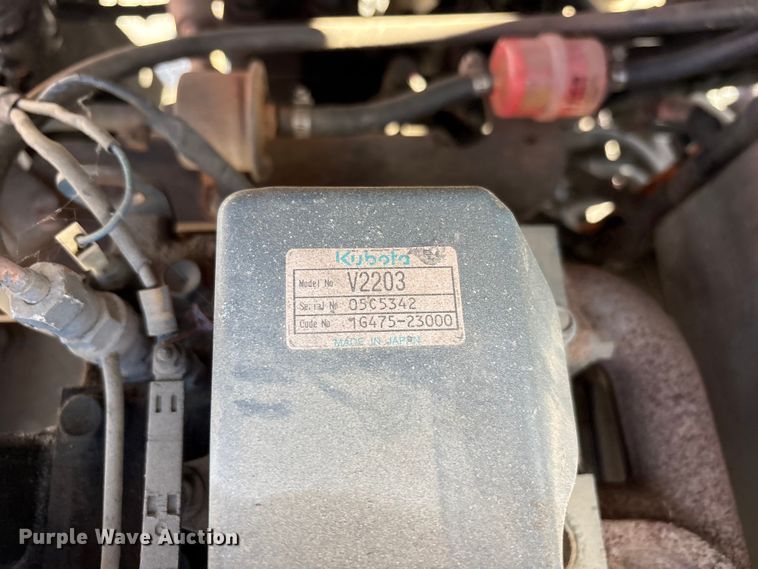 image for item FC2406 2005 Moffett M55 forklift