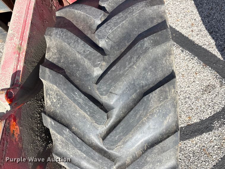 image for item FC2406 2005 Moffett M55 forklift