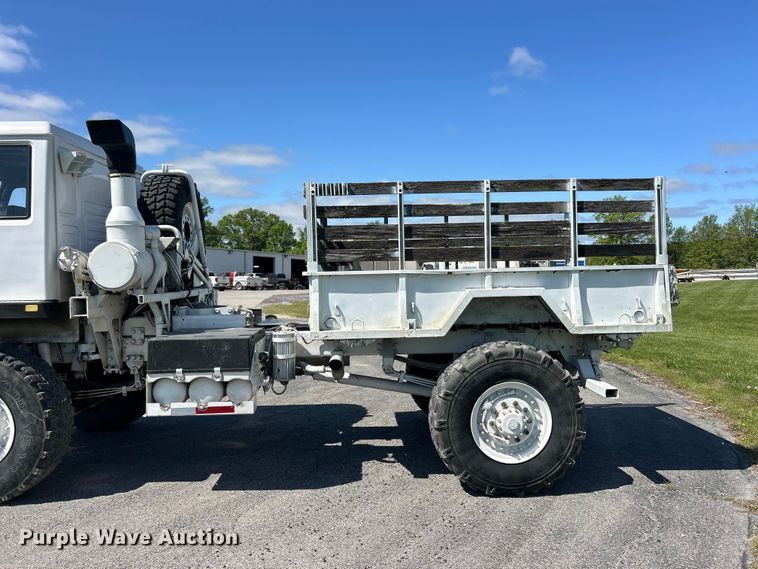 image for item FC2521 1997 Stewart & Stevenson M1078 flatbed truck