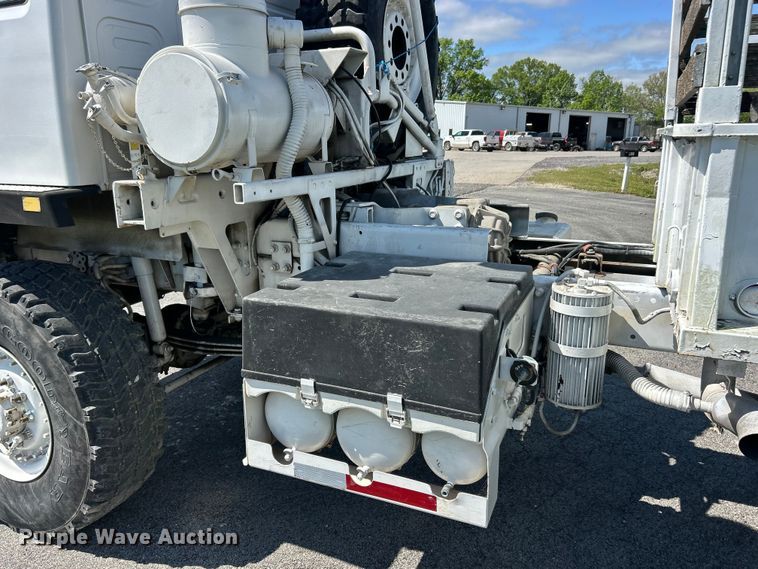 image for item FC2521 1997 Stewart & Stevenson M1078 flatbed truck