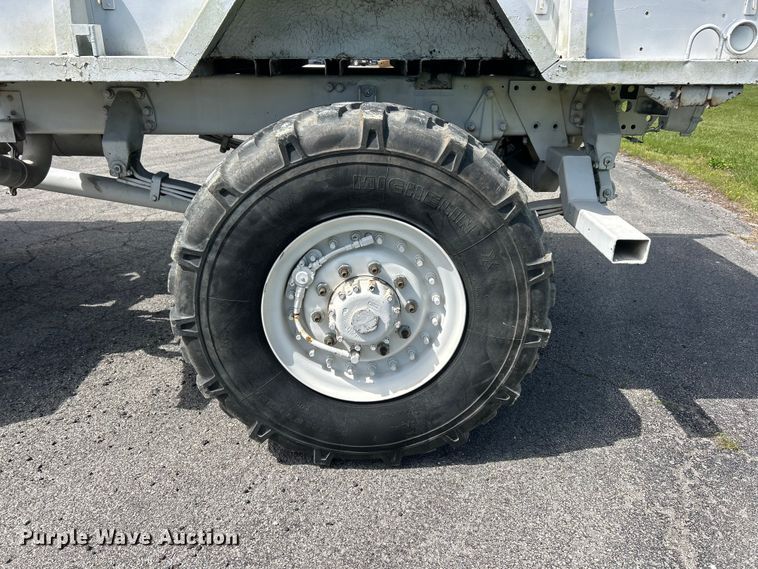 image for item FC2521 1997 Stewart & Stevenson M1078 flatbed truck