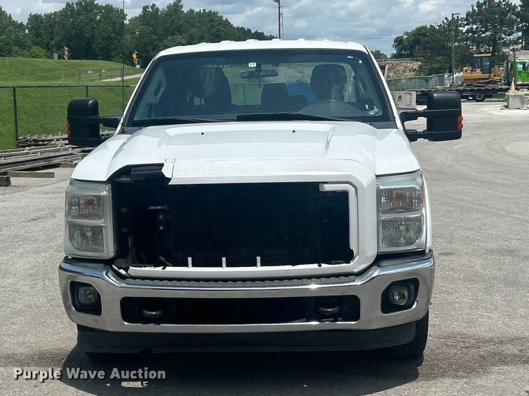image for item FC2749 2015 Ford F250 Super Duty Crew Cab pickup truck