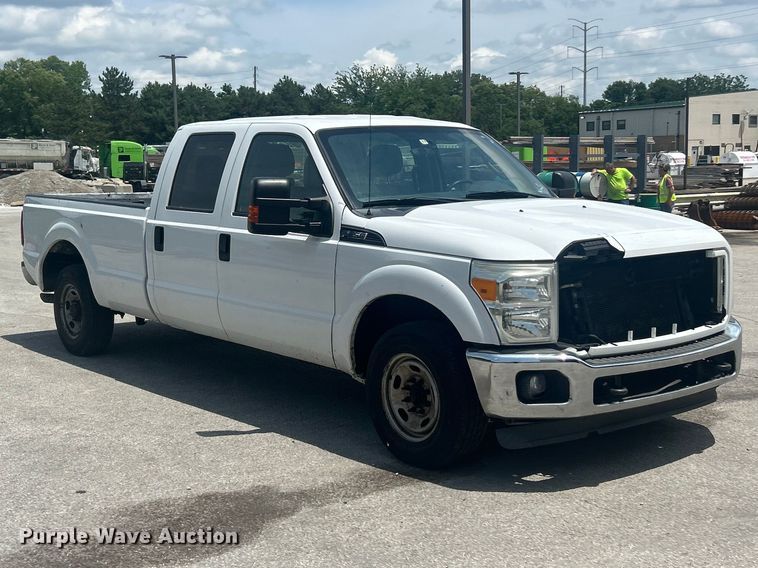 image for item FC2749 2015 Ford F250 Super Duty Crew Cab pickup truck
