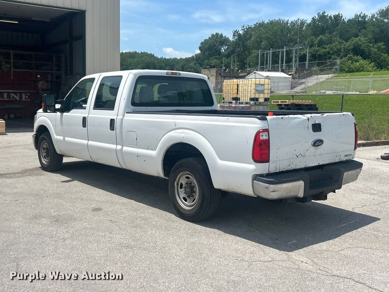 image for item FC2749 2015 Ford F250 Super Duty Crew Cab pickup truck