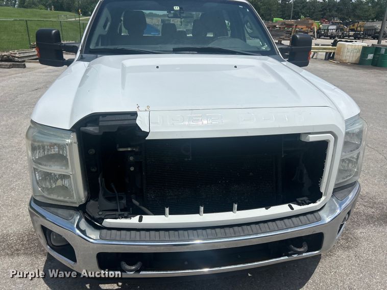 image for item FC2749 2015 Ford F250 Super Duty Crew Cab pickup truck