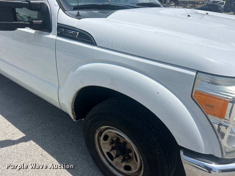 image for item FC2749 2015 Ford F250 Super Duty Crew Cab pickup truck