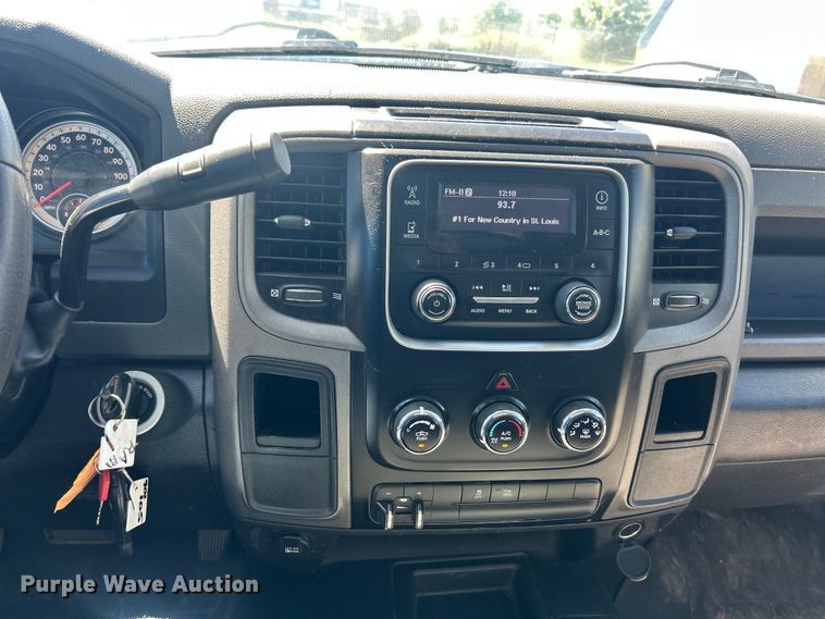 image for item FC2765 2015 RAM 2500 pickup truck