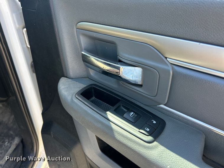 image for item FC2765 2015 RAM 2500 pickup truck