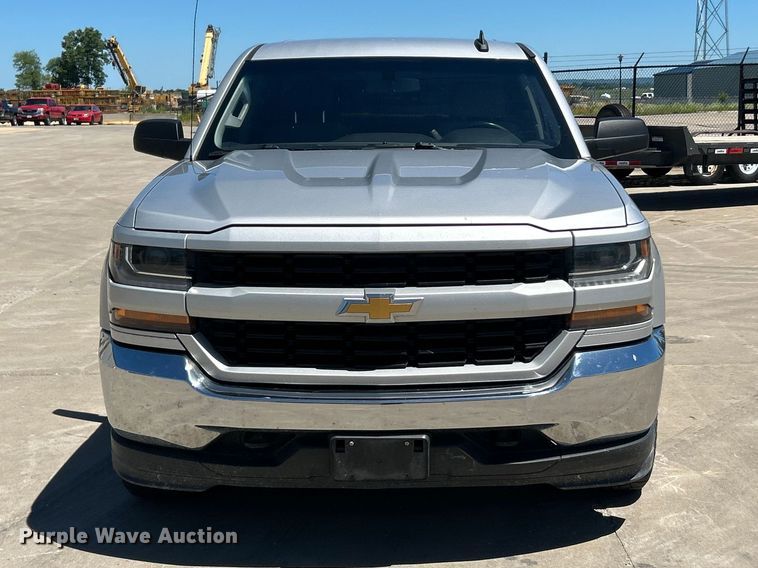 image for item FC2766 2018 Chevrolet Silverado 1500 Ext. Cab pickup truck