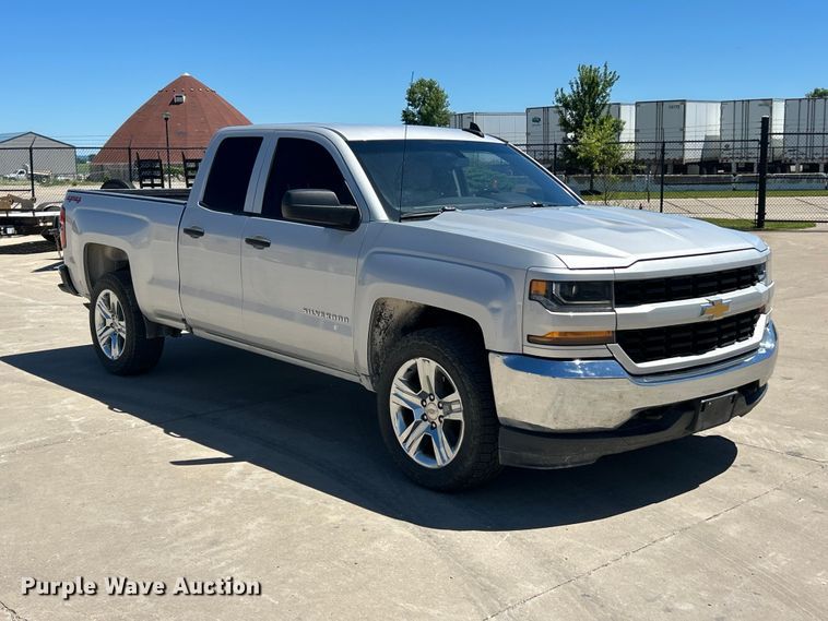 image for item FC2766 2018 Chevrolet Silverado 1500 Ext. Cab pickup truck