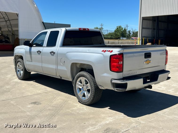 image for item FC2766 2018 Chevrolet Silverado 1500 Ext. Cab pickup truck