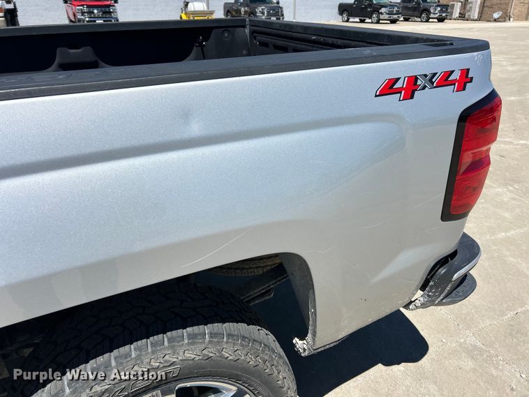 image for item FC2766 2018 Chevrolet Silverado 1500 Ext. Cab pickup truck