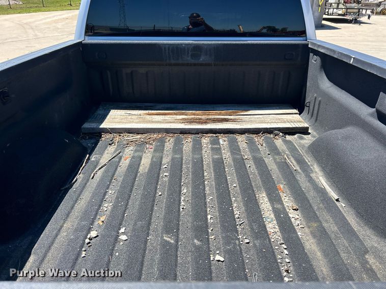 image for item FC2766 2018 Chevrolet Silverado 1500 Ext. Cab pickup truck