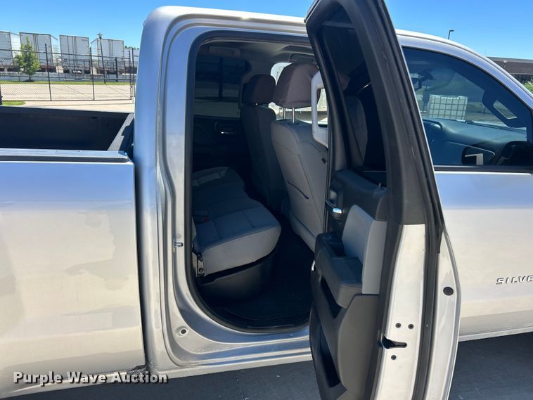 image for item FC2766 2018 Chevrolet Silverado 1500 Ext. Cab pickup truck