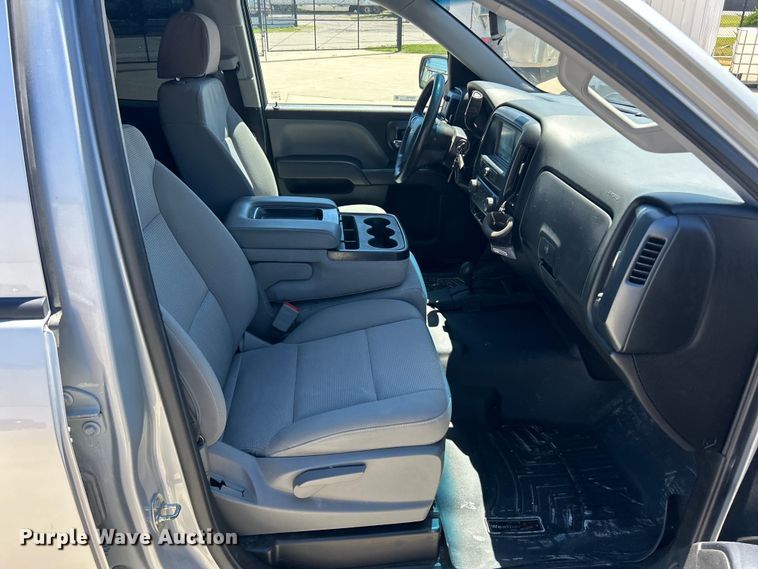 image for item FC2766 2018 Chevrolet Silverado 1500 Ext. Cab pickup truck